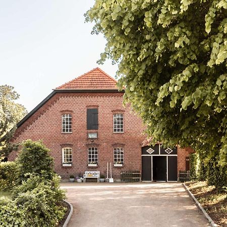 Hotel Hofgut Mollberg Wiefelstede Exterior foto